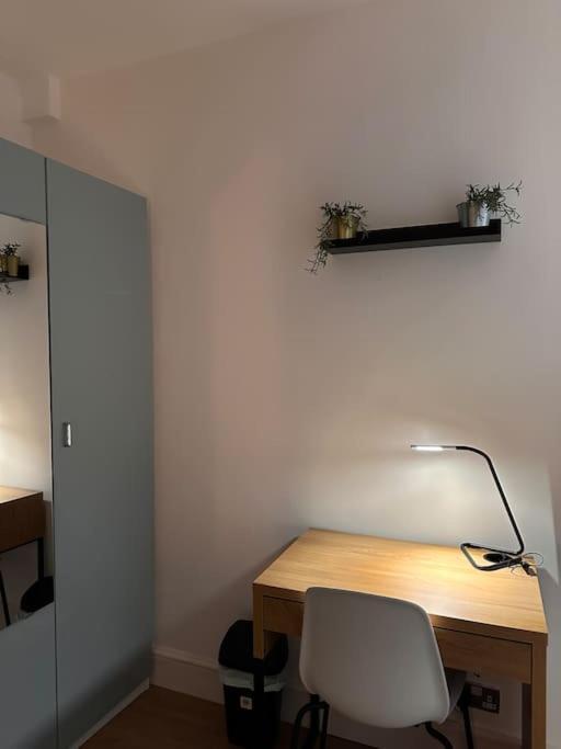 Apartament Manor Court Londyn Zewnętrze zdjęcie