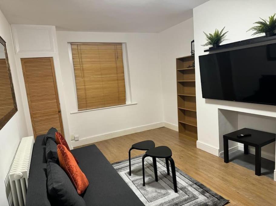 Apartament Manor Court Londyn Zewnętrze zdjęcie