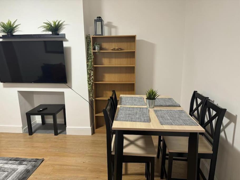 Apartament Manor Court Londyn Zewnętrze zdjęcie